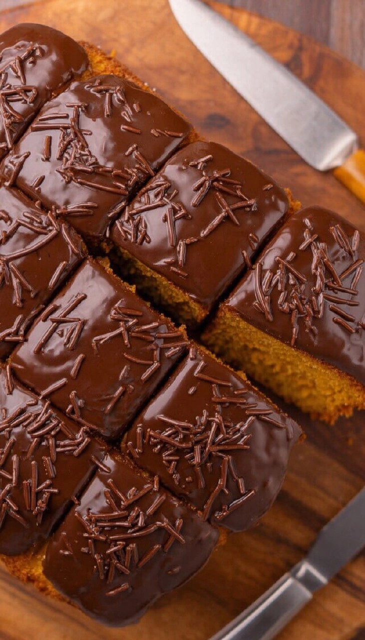 Brazilian Carrot Cake with Chocolate Glaze